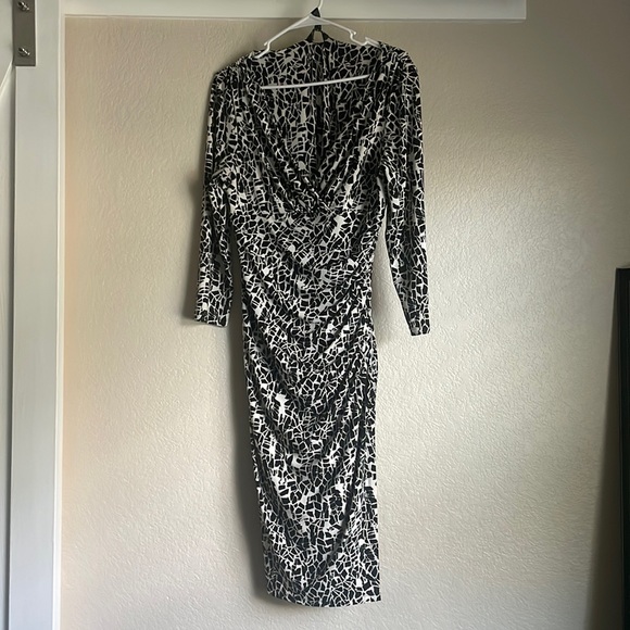 Beautiful black and white Ralph Lauren dress - Picture 1 of 2